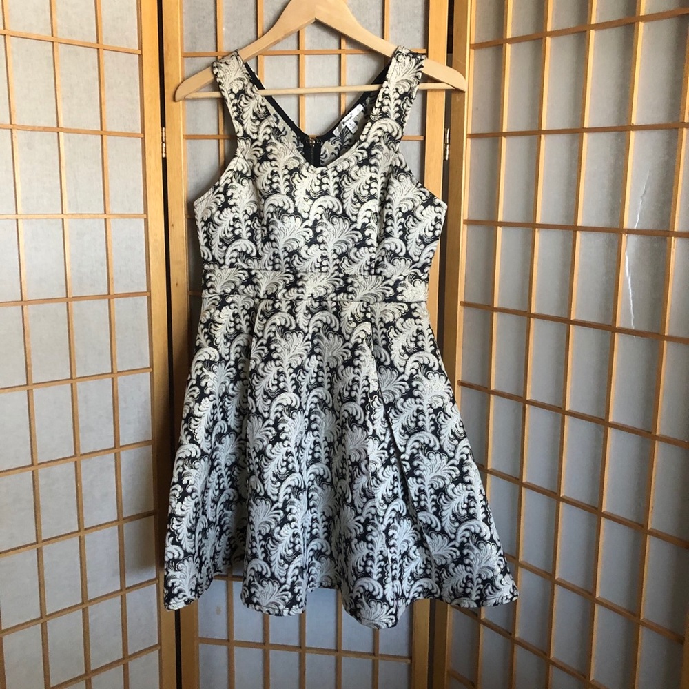 Papaya metallic brocade party fit n’ flare dress M